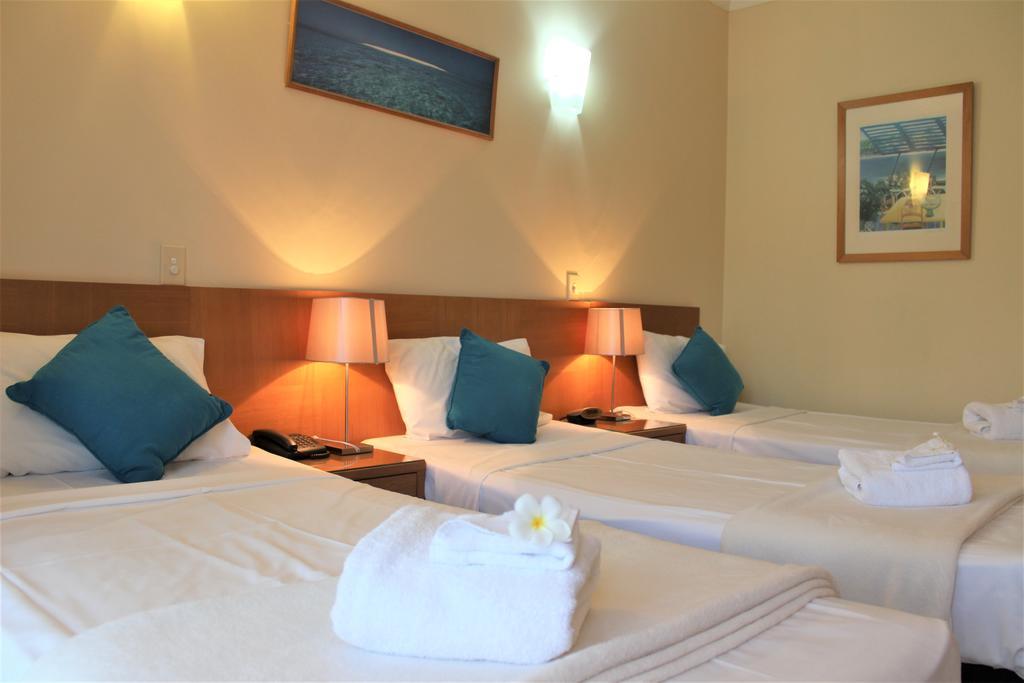 Crystal Garden Resort & Restaurant Cairns Bagian luar foto