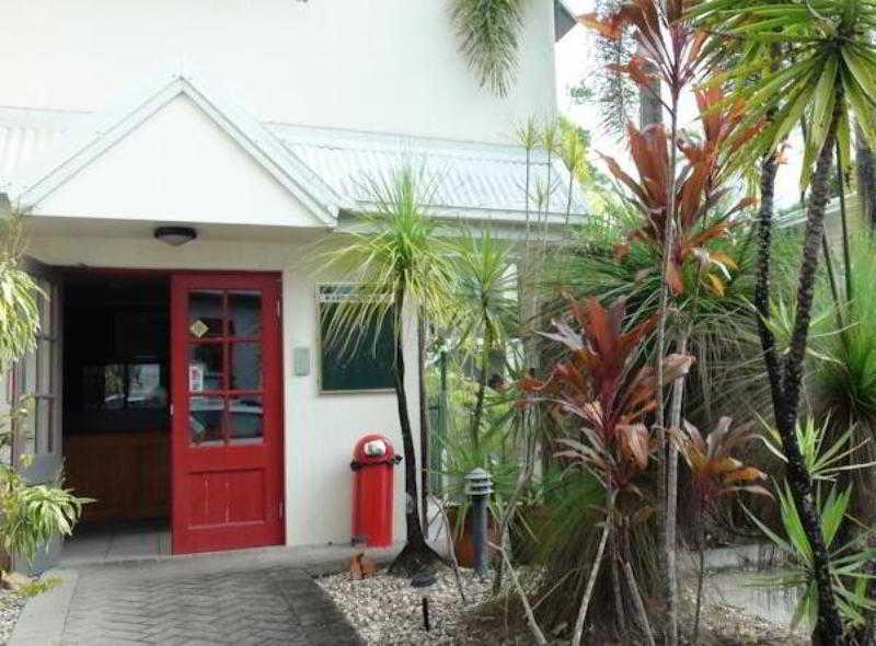 Crystal Garden Resort & Restaurant Cairns Bagian luar foto