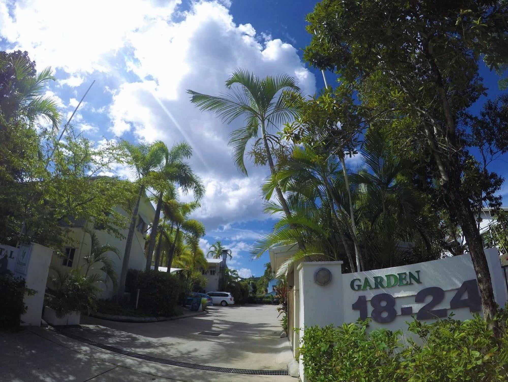 Crystal Garden Resort & Restaurant Cairns Bagian luar foto