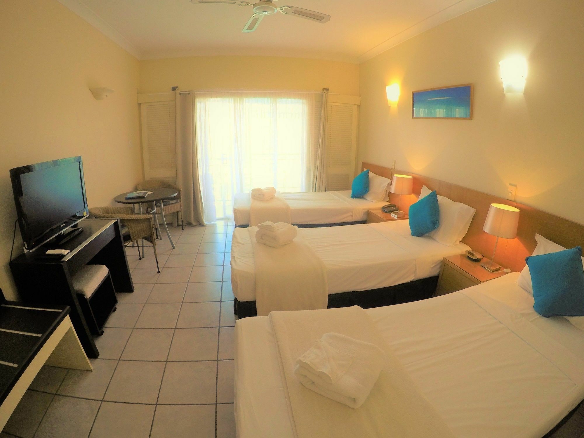 Crystal Garden Resort & Restaurant Cairns Bagian luar foto